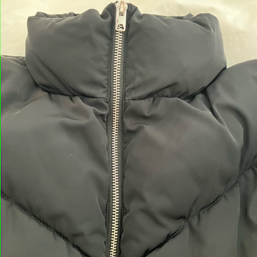 H&M Black Puffer Coat M
